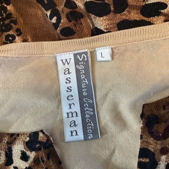 Wasserman animal print blouse size Large - Picture 6 of 6